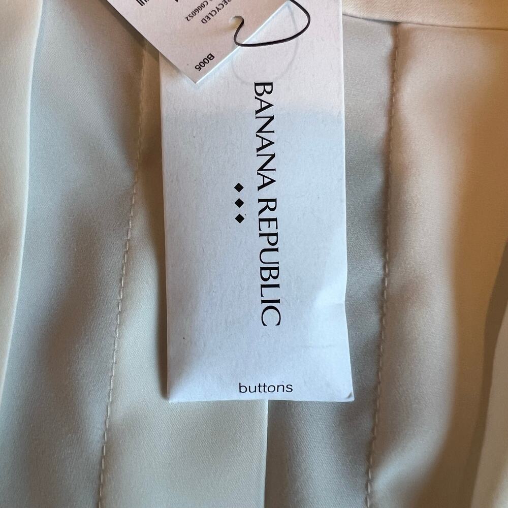 BR Silky Crepe Pleated Wrap Skirt A-Line in Ivory 2 Button Accent Women's 8 NWT - Picture 12 of 15